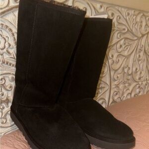 Classic Black Women's Boots